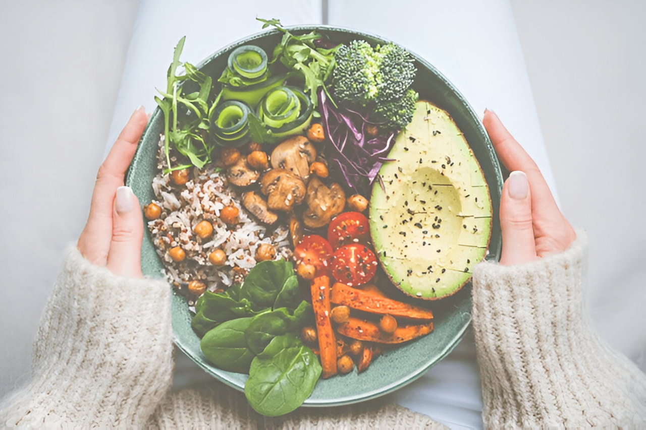 Plant Based vs Keto: Which Diet Is Right for You in 2025? - HealthEvoke